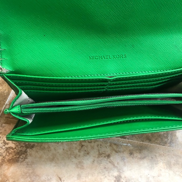 MK wallet - Picture 3 of 7